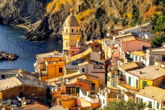 Discover Cinque Terre with a food walking tour