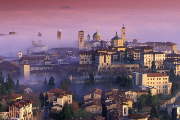 Upptäck de intressanta vindistrikten runt Bergamo